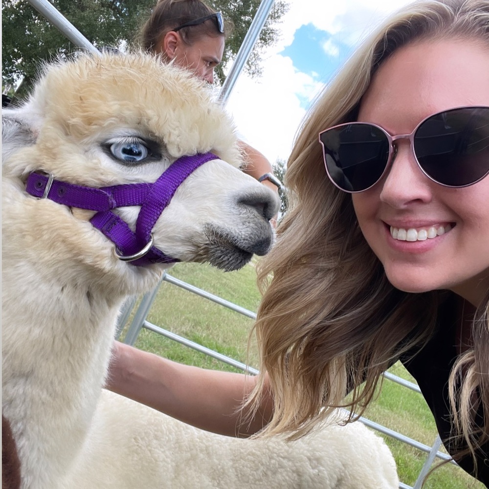 Meet your Posher, Jessica